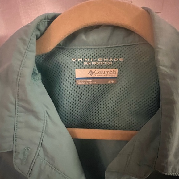 Bundle 2 long sleeve sunshirts (NWT Eddie Bauer-white)(NWOT Columbia-blue)Medium - Picture 3 of 10